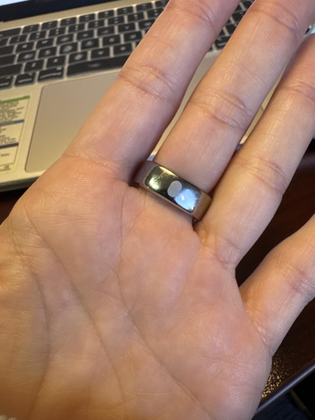 RingConn Gen 2 Air, Ultra-Thin AI Smart Ring, 10-Day Battery Life, Fitness/Sleep/Stress/HR Tracker for Women & Men, No App Fee for Standard Features, iOS & Android Compatible (Size 7, Galaxy Silver) customer photo 1