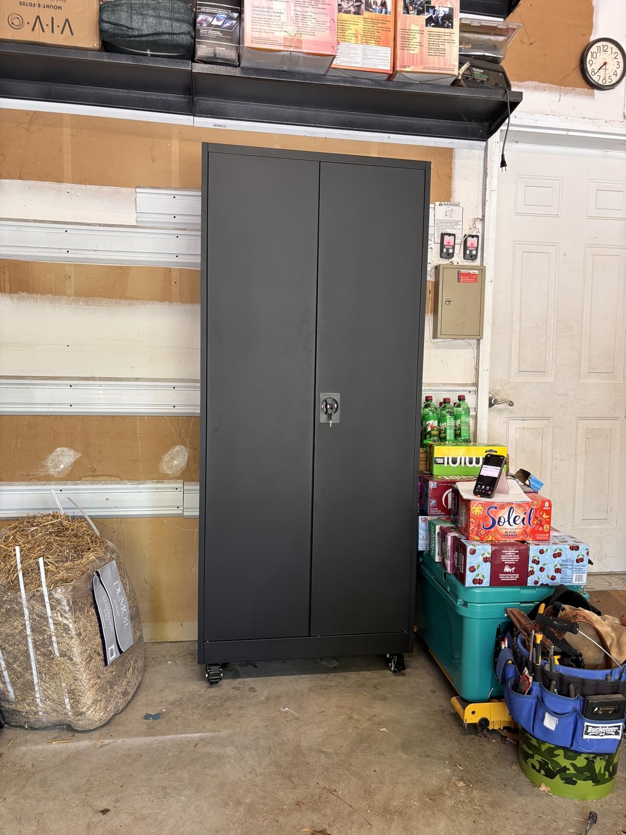 Letaya Metal Garage Storage Cabinets with Wheels, Steel Tool Cabinets Lock Door and Adjustable Shelves, 75