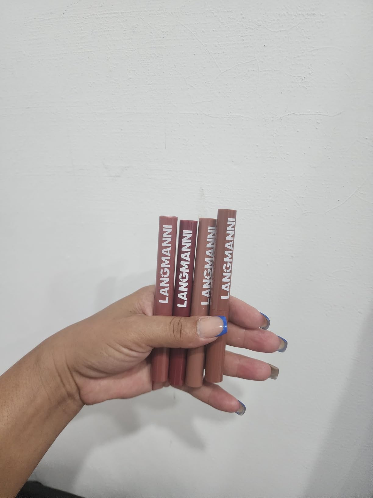 Jolilab 12-Piece Velvet Lipstick Set, Nourishing & Long-Lasting Creamy Lipstick customer photo 1