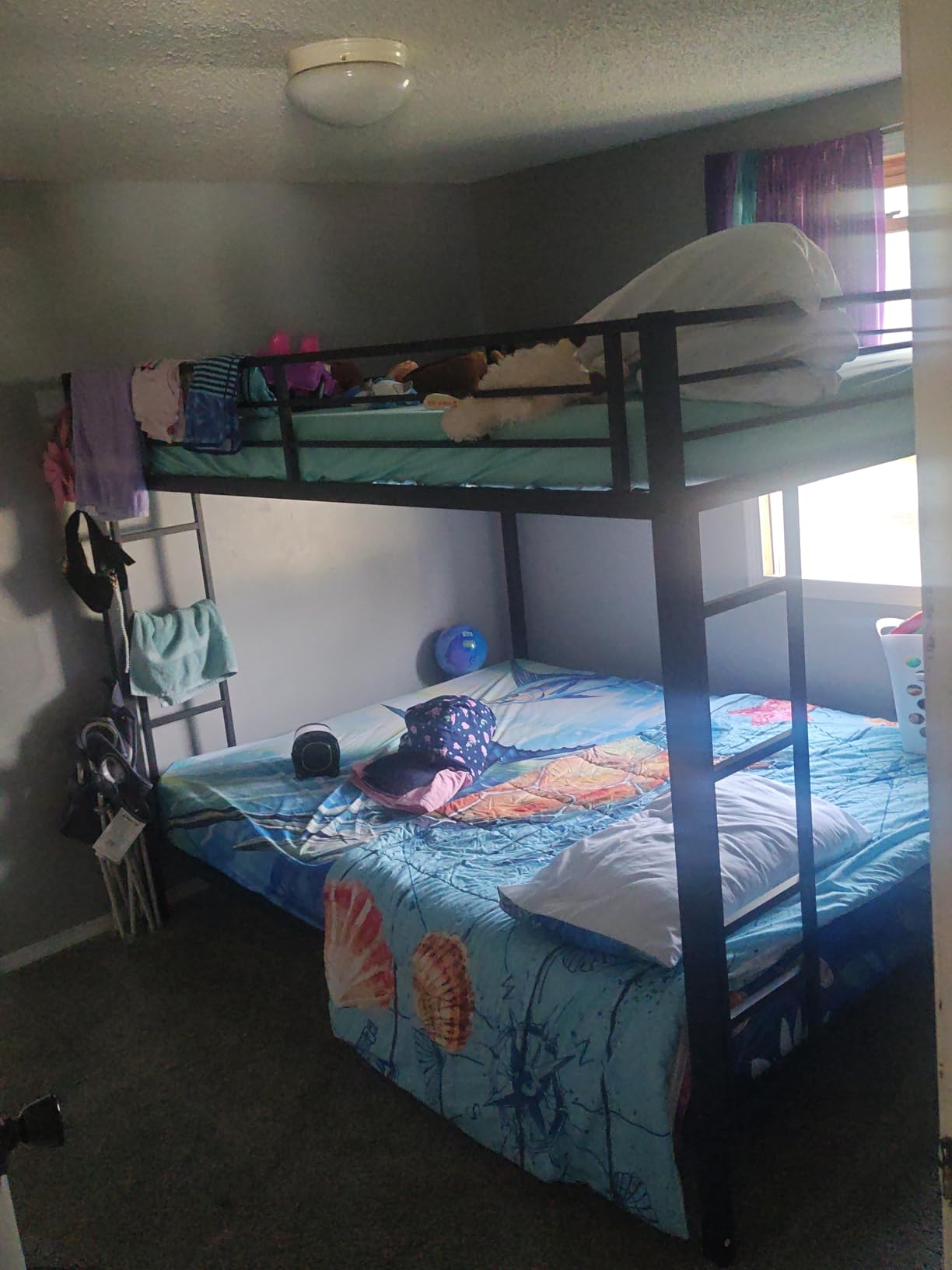 Queen Over Queen Bunk Bed Frame, Heavy Duty Metal Loft Bed for Adults/Teens, 400/600LB Capacity w/Ladder & Guardrail, Noise-Free Steel Slats, No Box Spring Required, Black customer photo 2