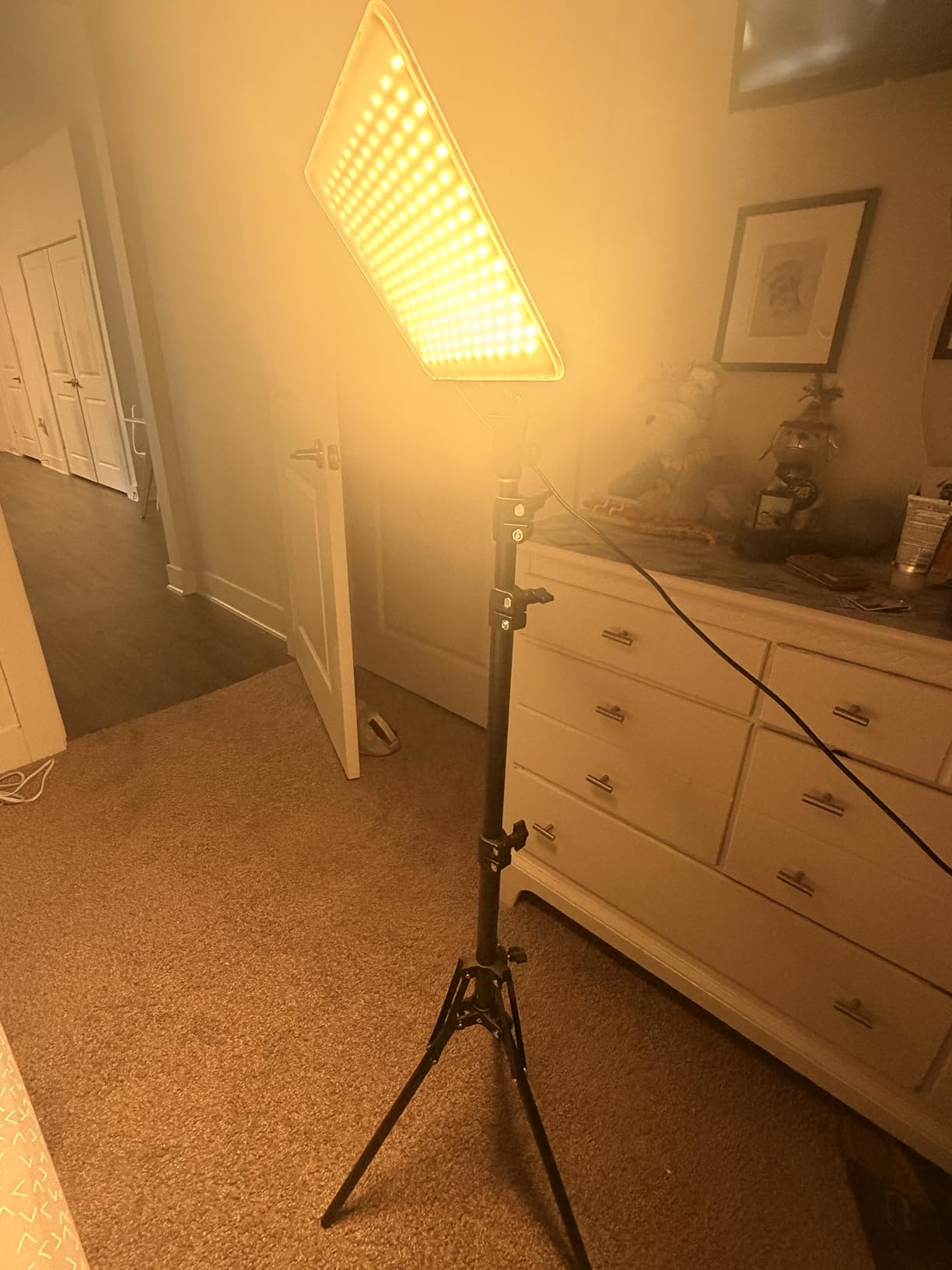 1-Pack LED Video Lighting Kit, Anautin 15W/1700Lux Photography Lighting with Tripod Stand, 2500-8500K Dimmable Streaming Light for Video Recording, Gaming, Podcast, Barber, Salon, TikTok, YouTube customer photo 2