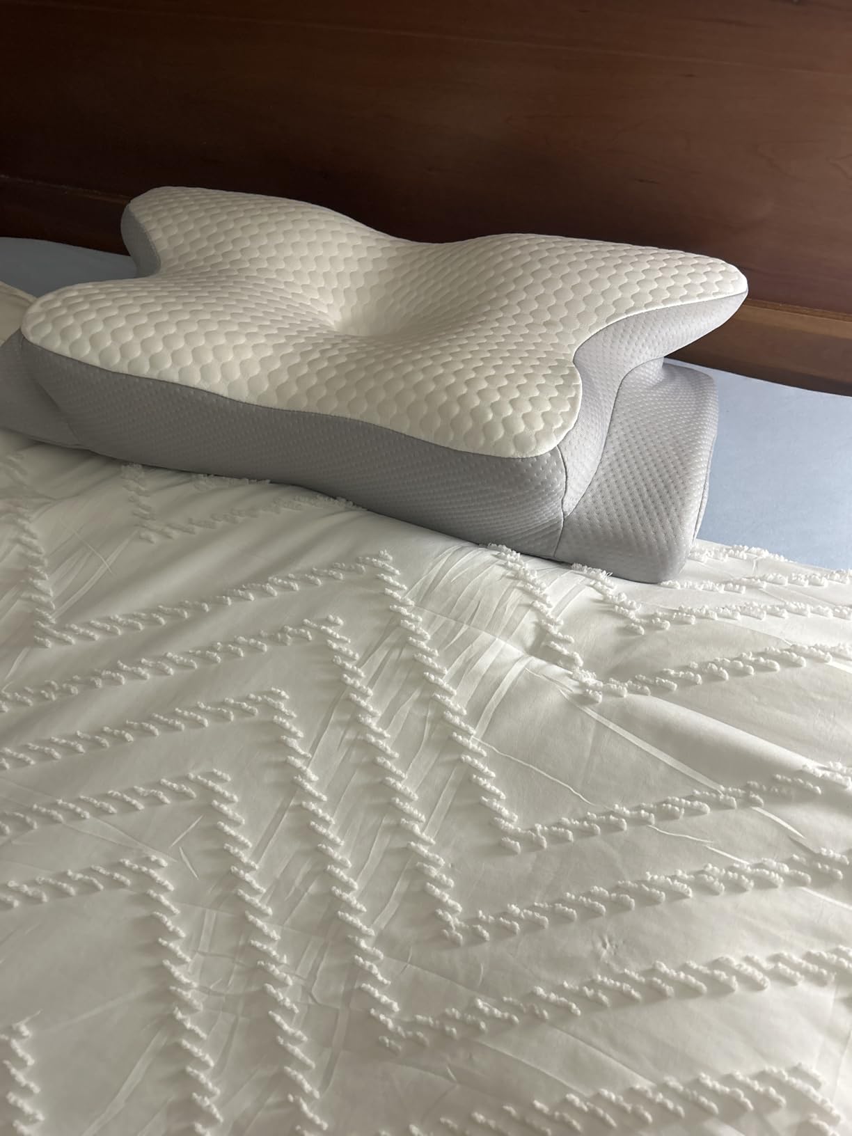 Cervical Neck Pillow - Ergonomic Side Sleeper Pillow for Pain Relief, Cooling Cervical Pillow for Sleeping, Contour Orthopedic Memory Foam Pillows for Back Stomach Sleepers customer photo 2