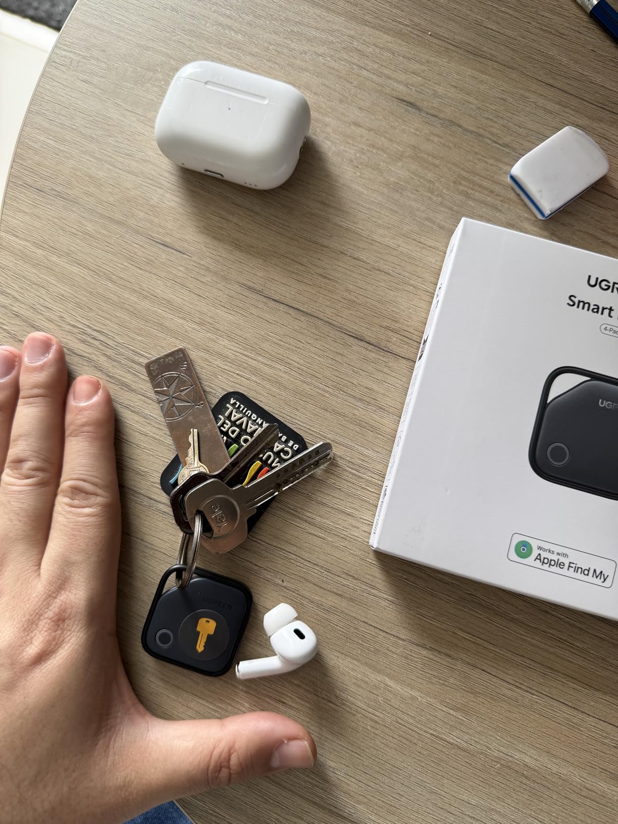 UGREEN FineTrack Air Tracker Tags (iOS Only) 4 Pack Key Finder customer photo 1