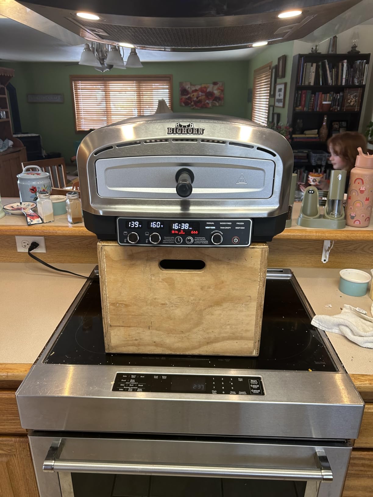 BIG HORN 14-Inch Indoor Pizza Oven, 850F High-Heat Electric Countertop Pizza Oven for Restaurant-Style Artisan Pizza with PID Precision Temperature Control customer photo 1