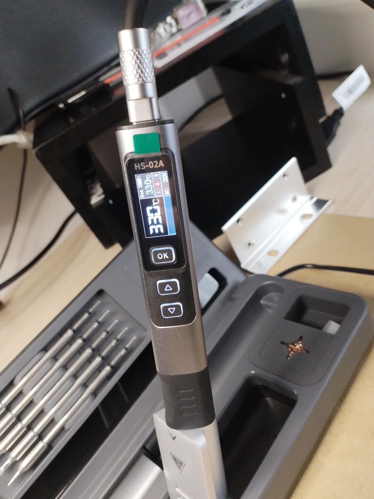 FNIRSI HS-02A 100W Portable Corded Soldering Iron Kit with Storage Case, 3S Fast Heating, 212-842F, Pre-set 3 Groups Temperature, 6 F245 Soldering Tips, Smart Soldering Iron Pen for Electronics Repair customer photo 2
