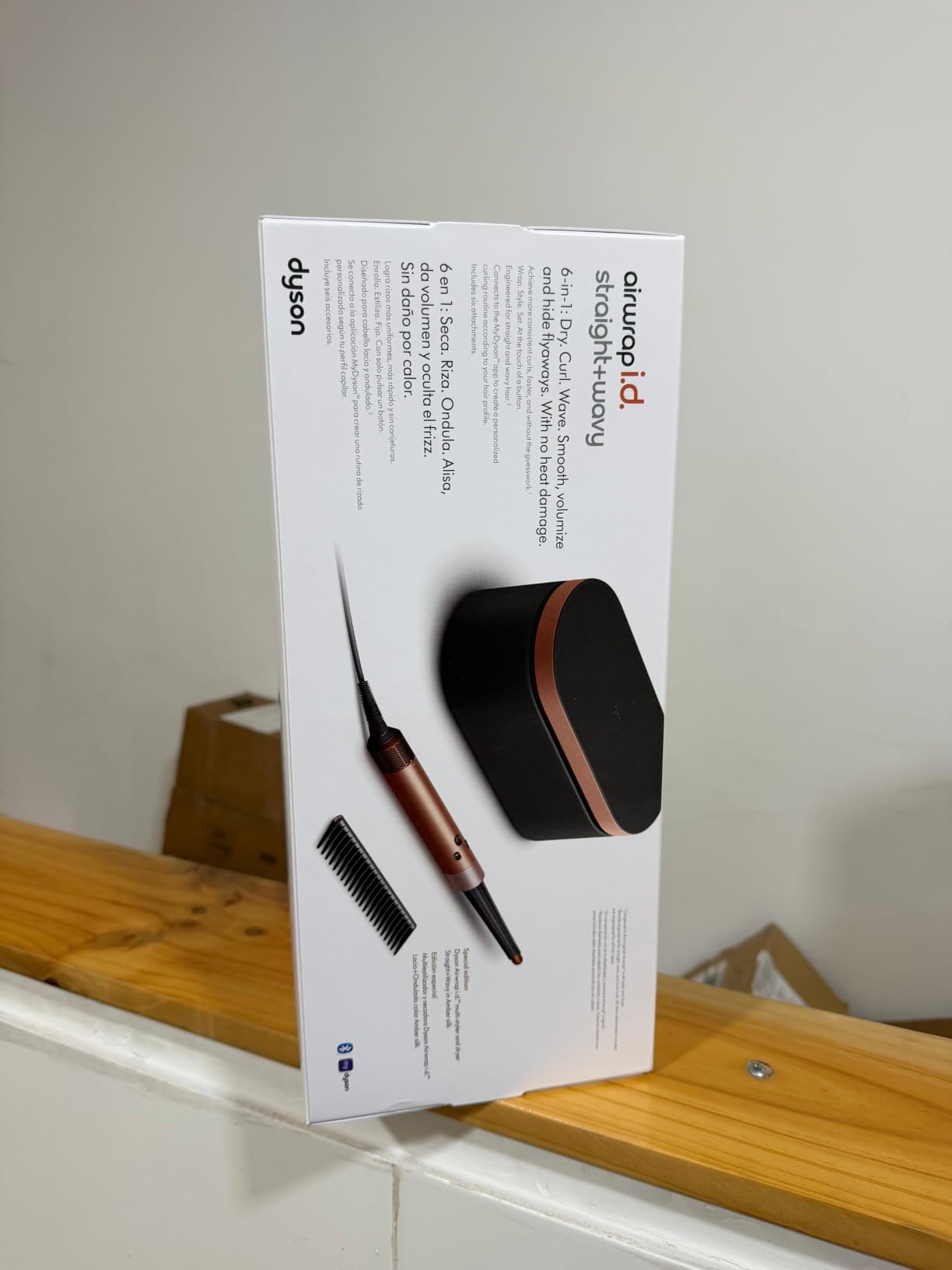 Dyson Airwrap i.d. Multi-Styler, Bluetooth Connected, No Heat Damage, 6-in-1 Versatility, Intelligent Hair Styler customer photo 1