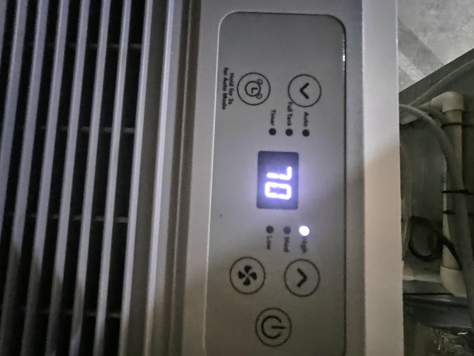 Waykar 2000 Sq. Ft. Energy Star 2025 Dehumidifier for Basement & Home, Adjusts from 15% RH With Drain Hose, Ultra Quiet 35 dB for Bedroom & Bathroom customer photo 2