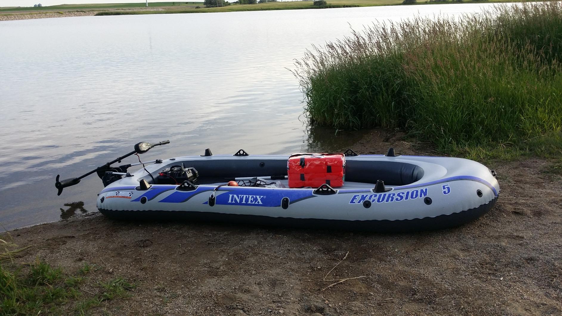 INTEX 66325EP Excursion 5 Inflatable Boat Set: Includes Deluxe 54in Aluminum Oars and High-Output Pump - Adjustable Seats with Backrest - Fishing Rod Holders - 5-Person - 1320lb Weight Capacity customer photo 1