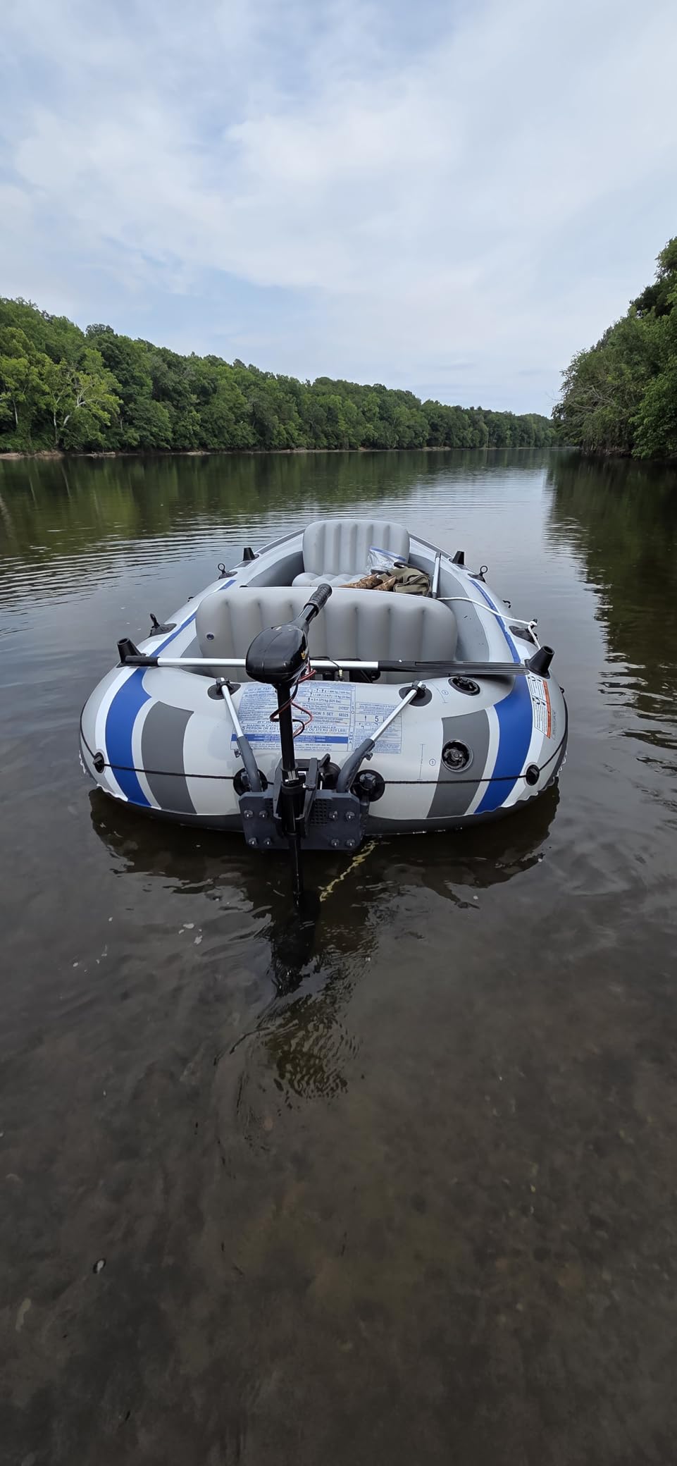 INTEX 66325EP Excursion 5 Inflatable Boat Set: Includes Deluxe 54in Aluminum Oars and High-Output Pump - Adjustable Seats with Backrest - Fishing Rod Holders - 5-Person - 1320lb Weight Capacity customer photo 2