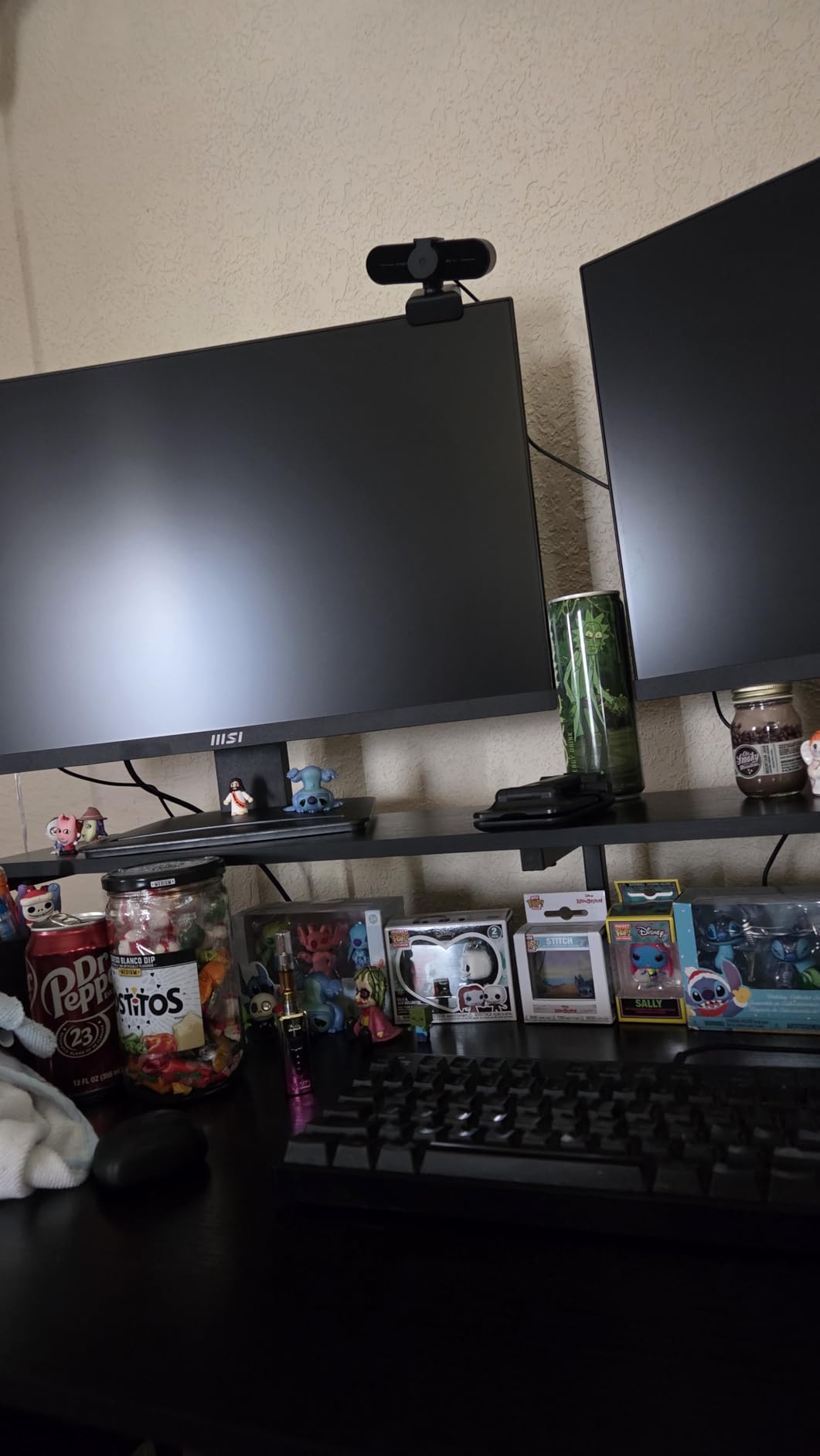 MSI PRO MP243L E14 24-inch IPS 1920 x 1080 (FHD) Gaming Office Monitor, 144Hz, Free-Sync, HDR Ready, HDMI, VGA Port, VESA Mountable, Tilt, 4-Side Slim Bezel, 1ms customer photo 1