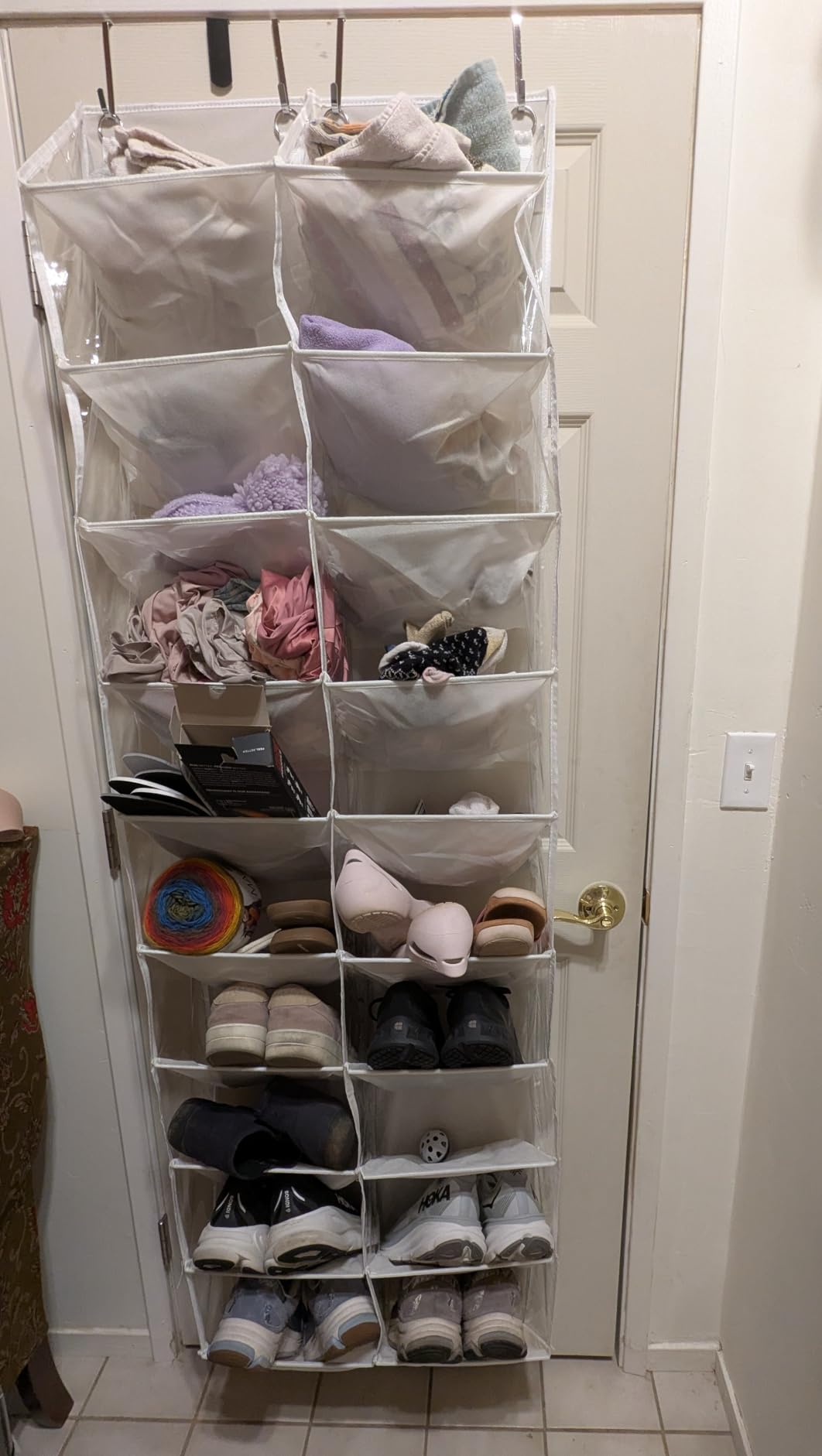 UVIAHOMI 20-30 Pairs Over the Door Shoe Organizer, Clear Pockets Hanging Shoe Storage for Closet, 10-Tier Door Shoes Rack, Handing Shoes Holder Fit All the Family's Sneakers, Boots, Heels, Black customer photo 2