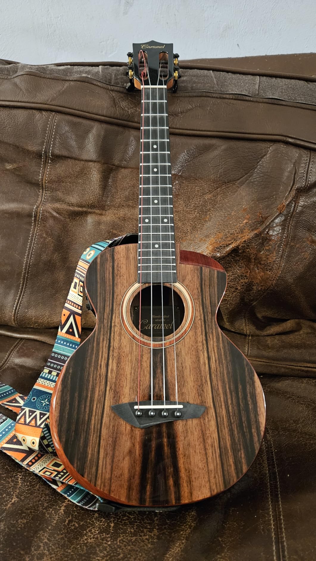 Caramel TEM45 Pumpkin Style Tenor Ukulele - 26 Inch Solid Top Flamed Okoume with EQ, Acoustic Electric Ukulele for Stage Performance & Professionals customer photo 1