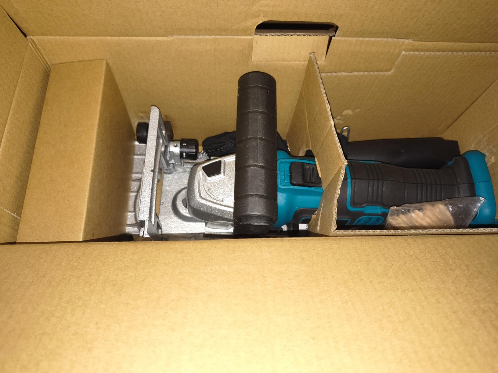 Ecarke Cordless Biscuit Joiner Tool Compatible with Makita 18V Battery, Precision Plate Joiner for Woodworking, Cabinetry & Furniture Making, 0-90° Cutting, 6 Depth Settings, 80 wafers, Tool Only customer photo 1