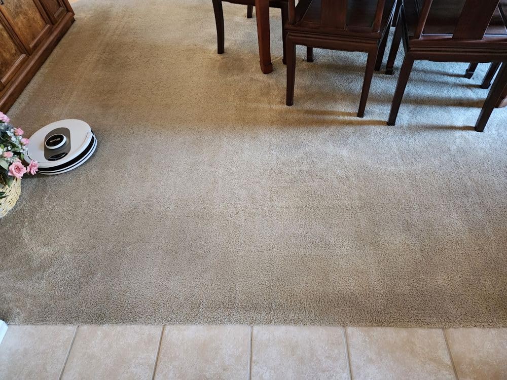 Shark Matrix Plus 2in1 Robot Vacuum & Mop with Sonic Mopping, Matrix Clean, Home Mapping, HEPA Bagless Self Empty Base, CleanEdge, for Pet Hair, WiFi, Compatible with Alexa, Black/Gold (AV2613WA) customer photo 2