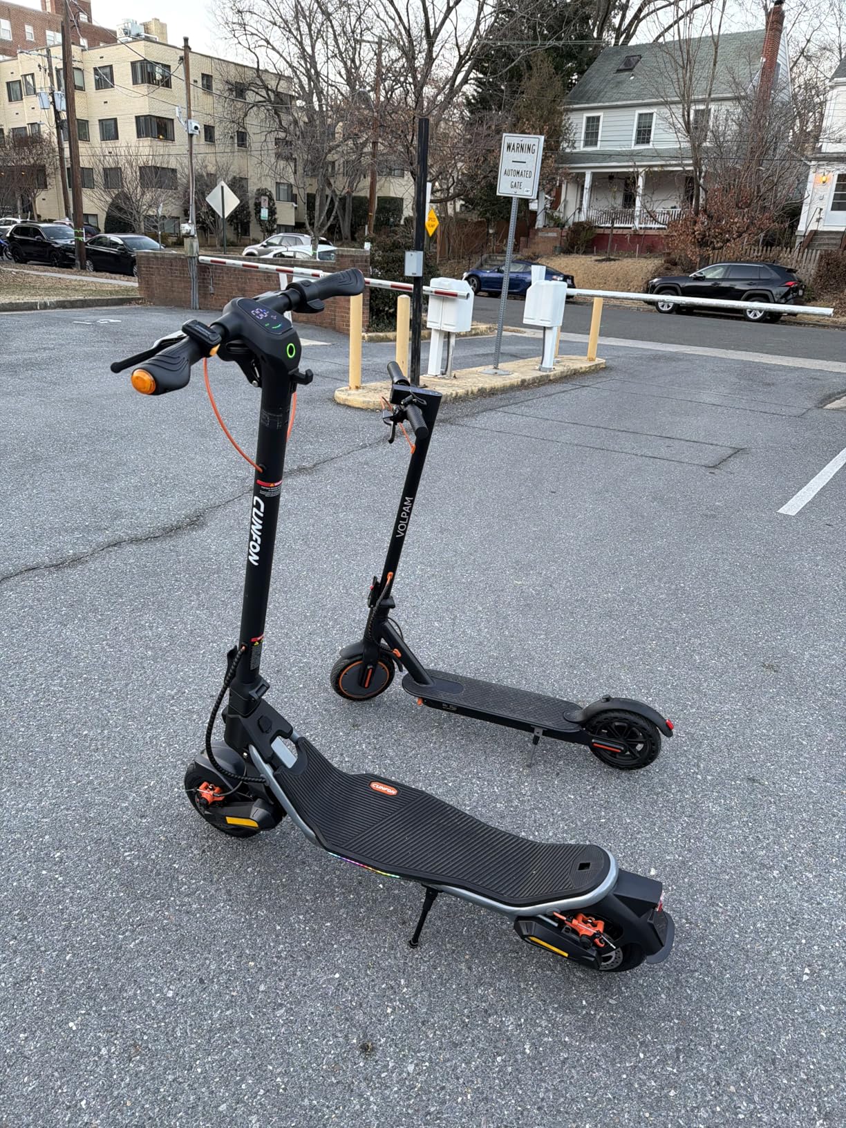 CUNFON Electric Scooter for Adults, 1000-1600W Peak, up to 25-31MPH, 25-50Miles Range, 220-330lb Load, Foldable E-Scooter with Adjustable Full Suspensions, Turn Signals customer photo 1