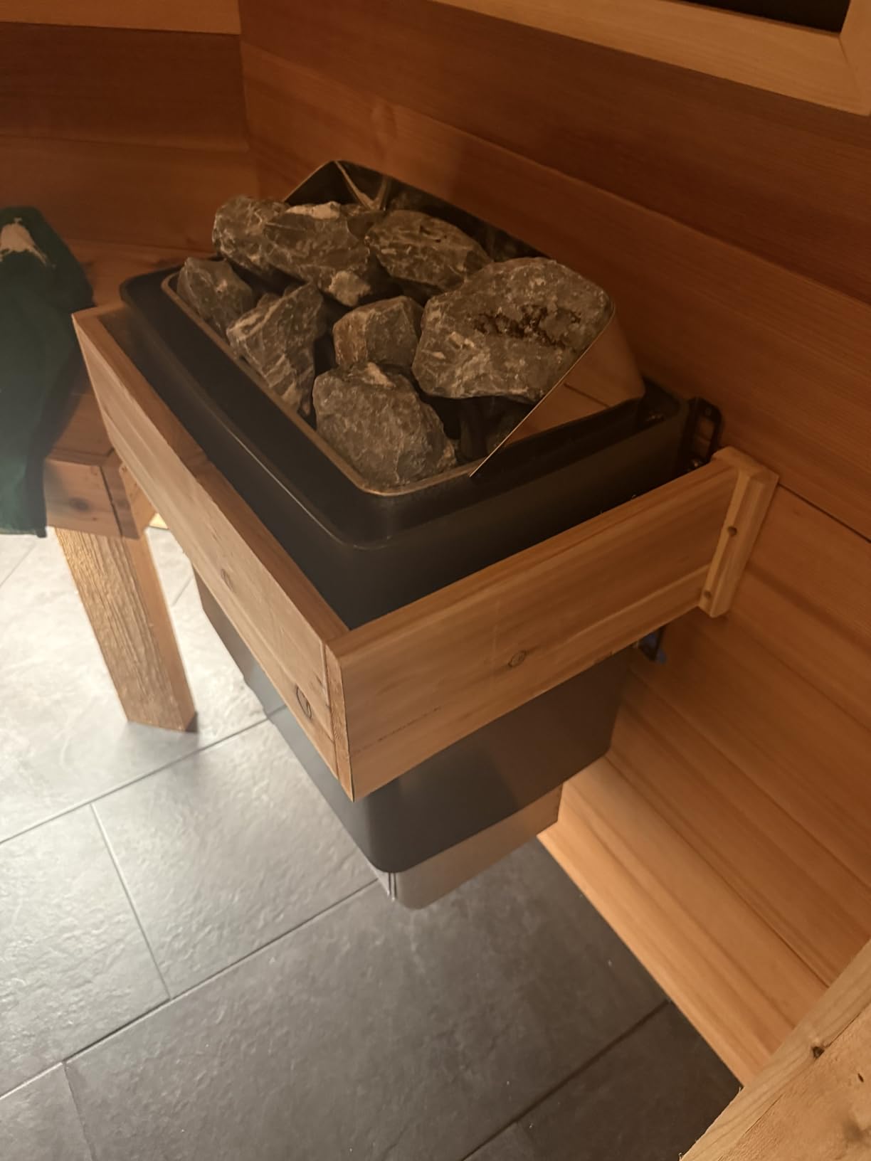 Sauna Heater, 4.5KW 110V Electric Sauna Stove with Bracket, Adjustable Temp & 3H Timer Dry Sauna Heater for Max 211 Cu.ft Saunas Rooms, Home Sauna, Commercial customer photo 1