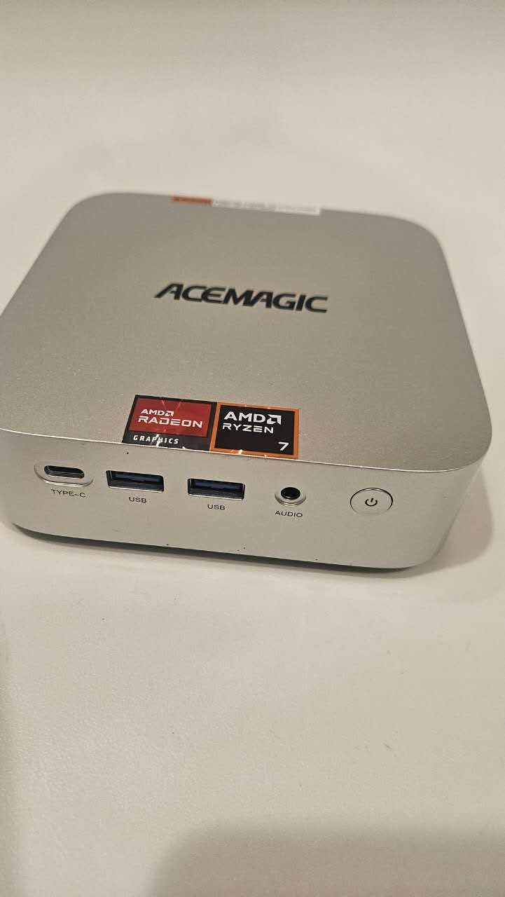 ACEMAGICIAN M1 Mini PC AMD Ryzen 7 7735HS 24GB LPDDR5 512GB PCIe SSD, Windows 11 Pro Radeon 680M 4K Triple Display Desktop Computer customer photo 1