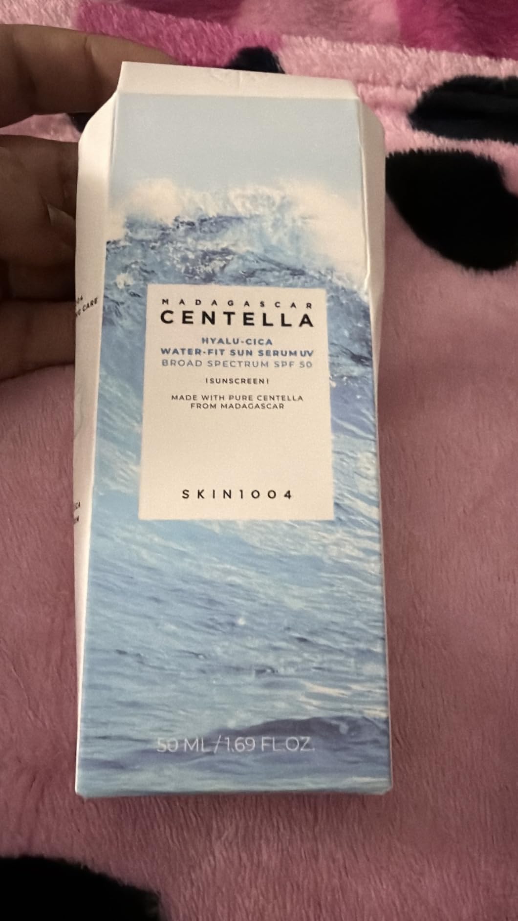 SKIN1004 Centella Hyalu-Cica Water-Fit Sun Serum SPF 50, Korean Sunscreen, Hyaluronic Acid, No White Cast, 1.69 fl.oz customer photo 1