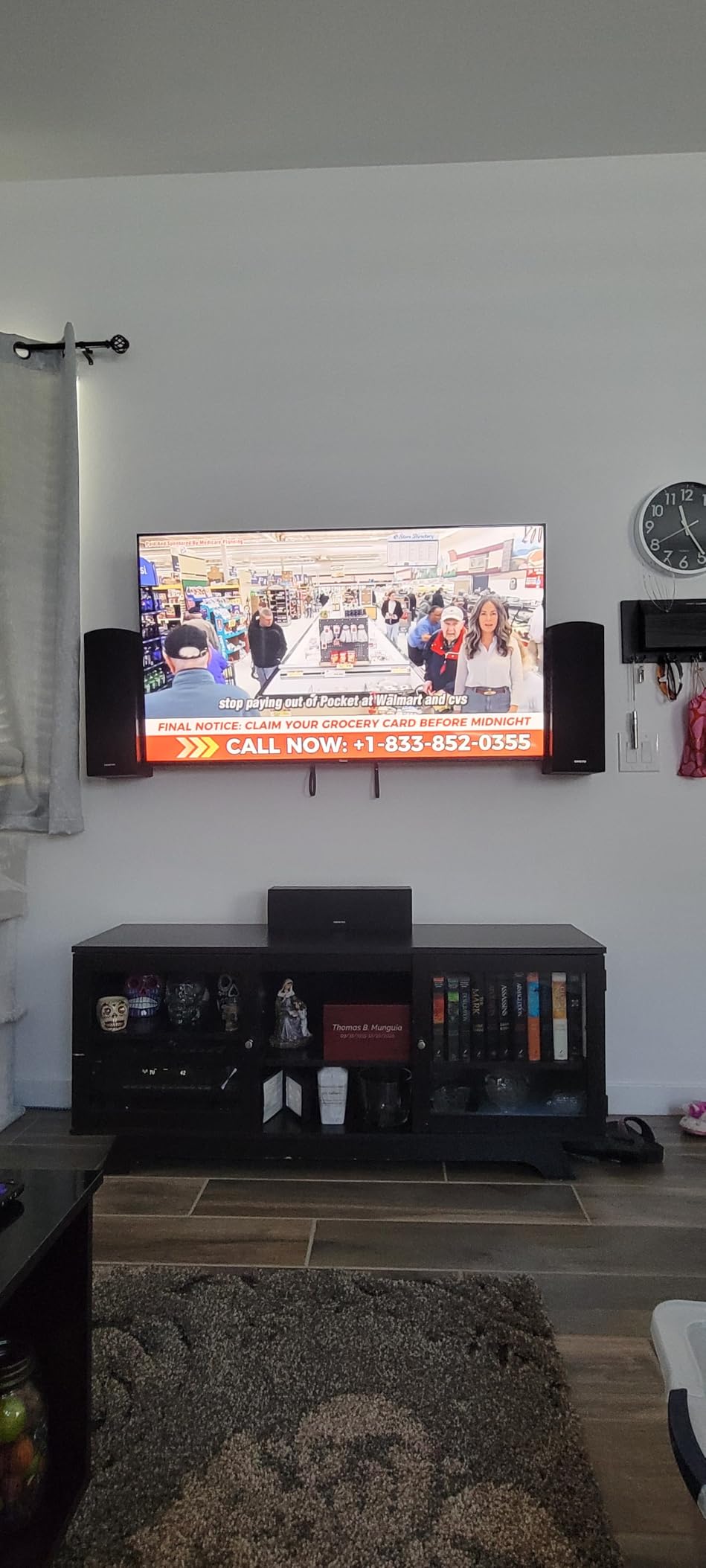 Smart TV 2026 - 65-Inch Select Series, 4K QLED TV - Roku TV with Voice Remote - Flat Screen QLED Television with Wi-Fi for Streaming Live Local News, Sports, & Movies - Bluetooth Headphone Mode customer photo 2