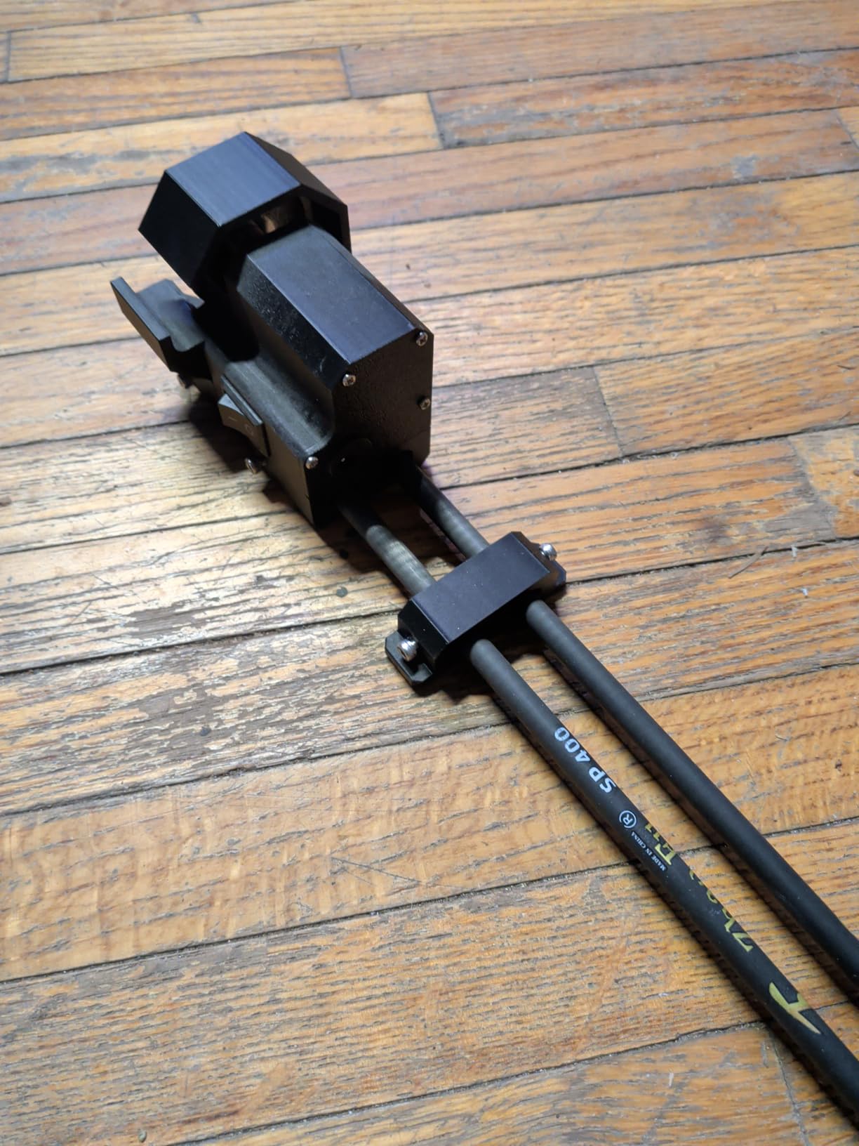 Archery Arrow Saw - Electric Adjustable Arrow Cutter with Precision Scale for Carbon & Fiberglass Arrows customer photo 1
