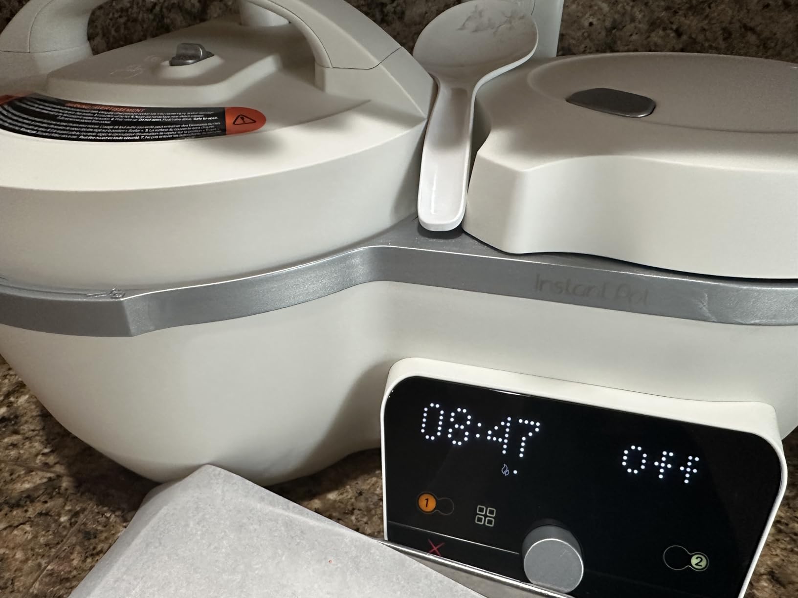 Instant Pot Dual Action 8-in-1 Multi-Cooker with Serve Together Smart Timing, 4Qt Pressure Cooker & 2Qt Rice Cooker, Cook Mains & Sides Together, PFAS-Free Pot, Black customer photo 2
