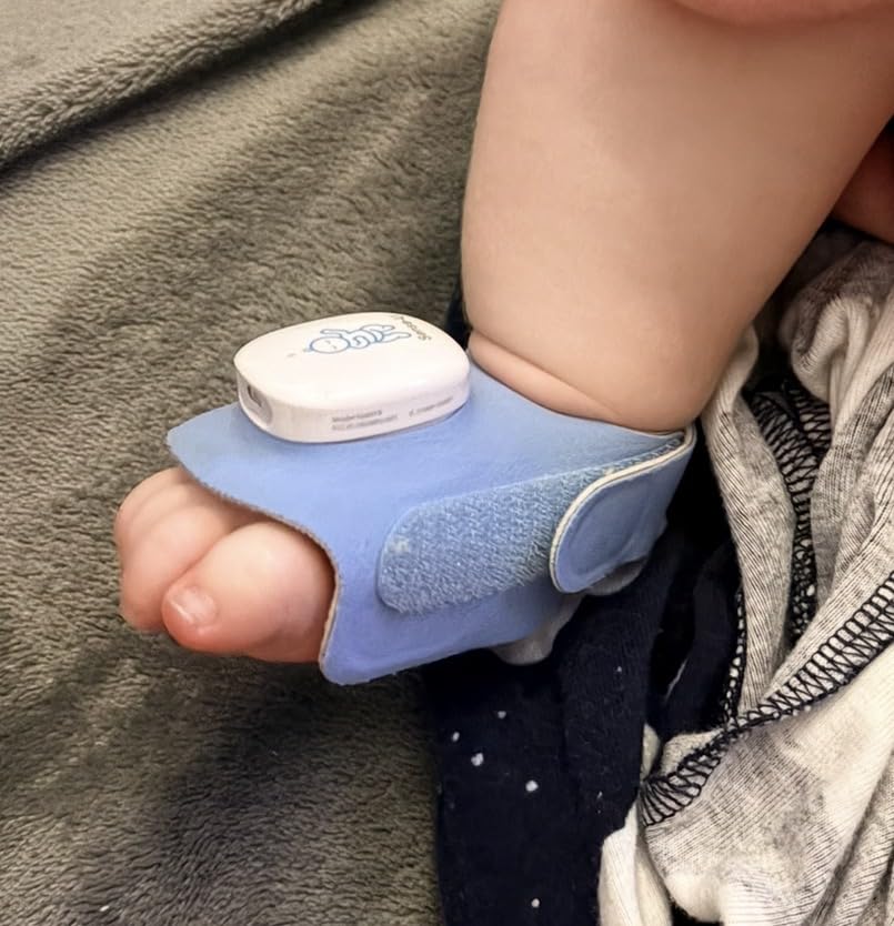 Owlet Smart Sock Shoe 2 Baby Monitor - Tracks Heart Rate & Sleep Patterns with Transmissive PPG Foot Sensor, for 1-12 Months customer photo 2