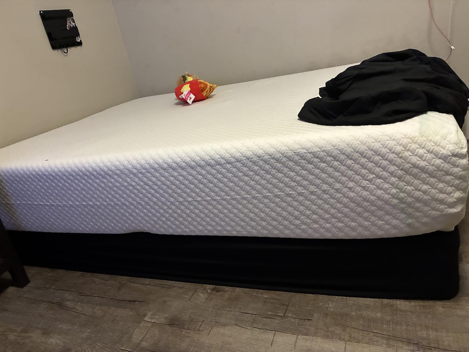 Neo Sleep Twin Size Mattress, 8 Inch Hybrid Comfort & Supportive Mattress in a Box, Cooling Gel Memory Foam and Spring with Pressure Relief, CertiPUR-US Certified customer photo 2
