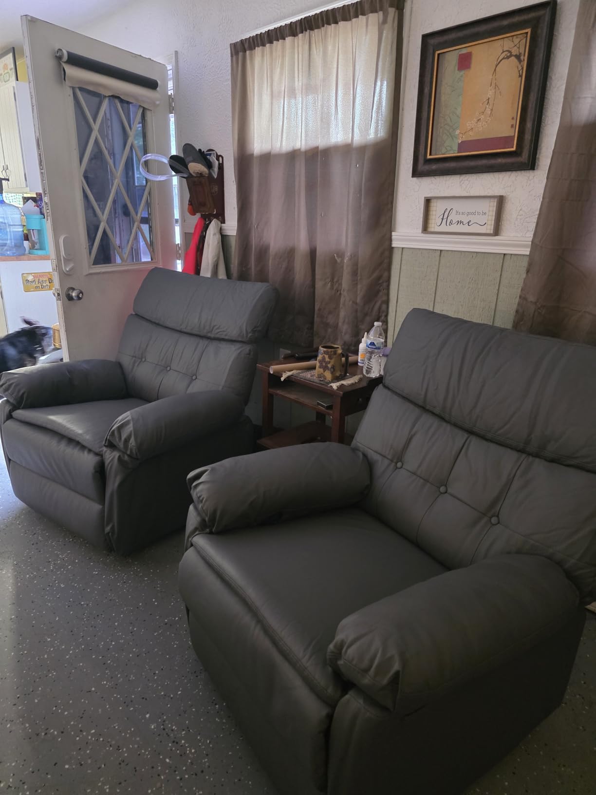 GarveeHome Leather Recliner Chair - Heat and Massage, Swivel Rocker Manual Recliner for Adults, Lazy Rocking Chair with Comfort Arms and Back Single Sofa for Living Room customer photo 2