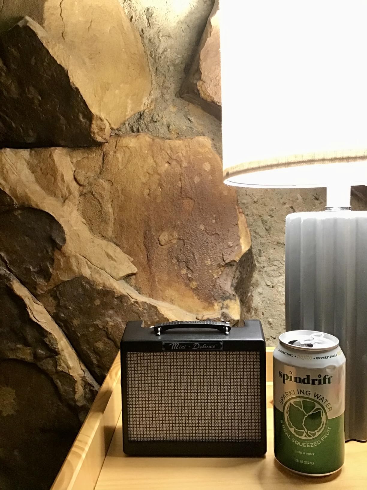 Fender Mini Deluxe Electric Guitar Amp, with 1-Year Warranty, Mini Guitar Amp, Portable Guitar Amplifier, Guitar Accessories, 3 Watts, Black customer photo 1