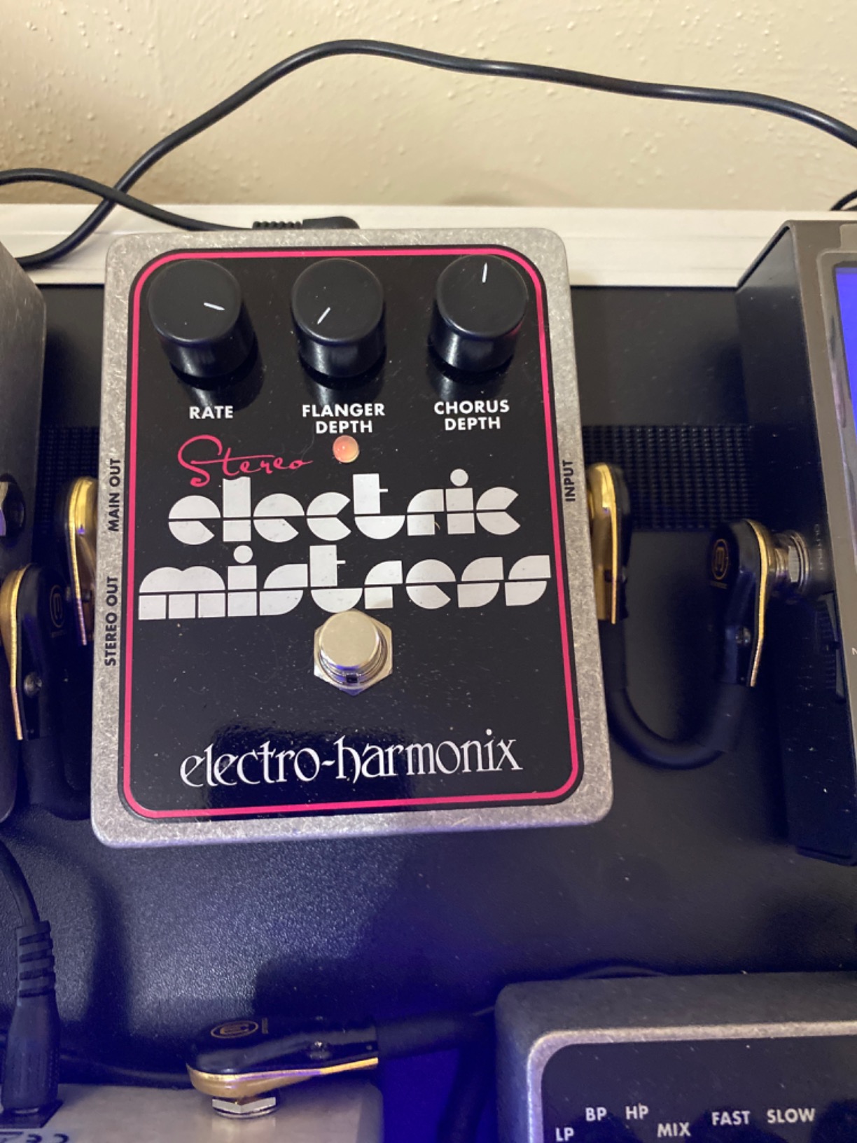 Electro-Harmonix Stereo Electric Mistress Chorus/Flanger Pedal customer photo 1