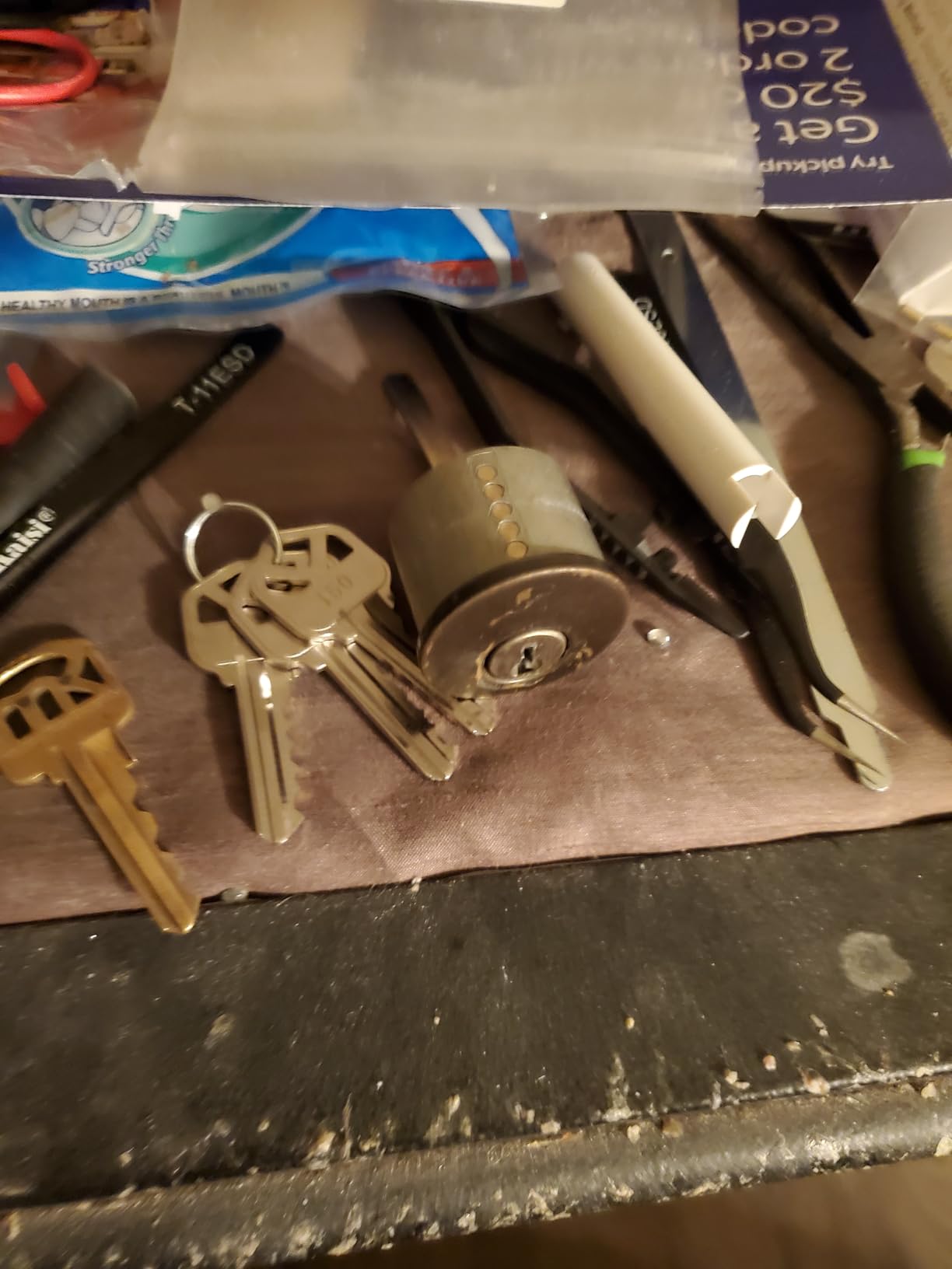 Prime-Line E 2400 Re-Keying Kit - Re-Key a Lock Kit with Pre-Cut Keys for all your Locks to One Key, For Kwikset Brand Locks, 5-Pin Style (1 Kit) customer photo 1