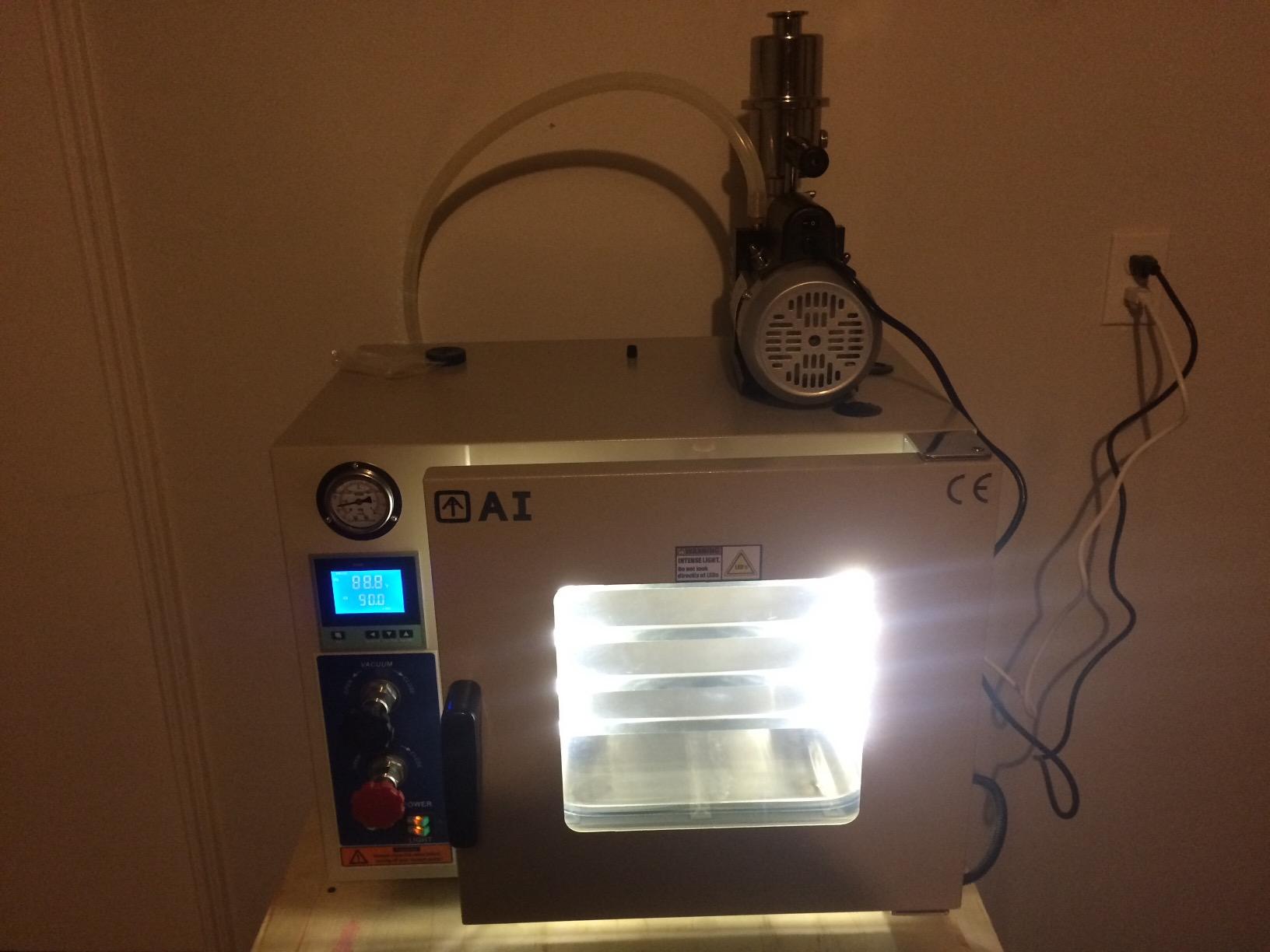 Across International AT09p7.110 Vacuum Oven with 7 CFM Pump, 5 Sided Heating, 0.9 cu ft customer photo 2