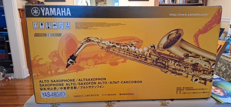 Yamaha YAS-480 Intermediate Eb Alto Saxophone, Gold Finish customer photo 2