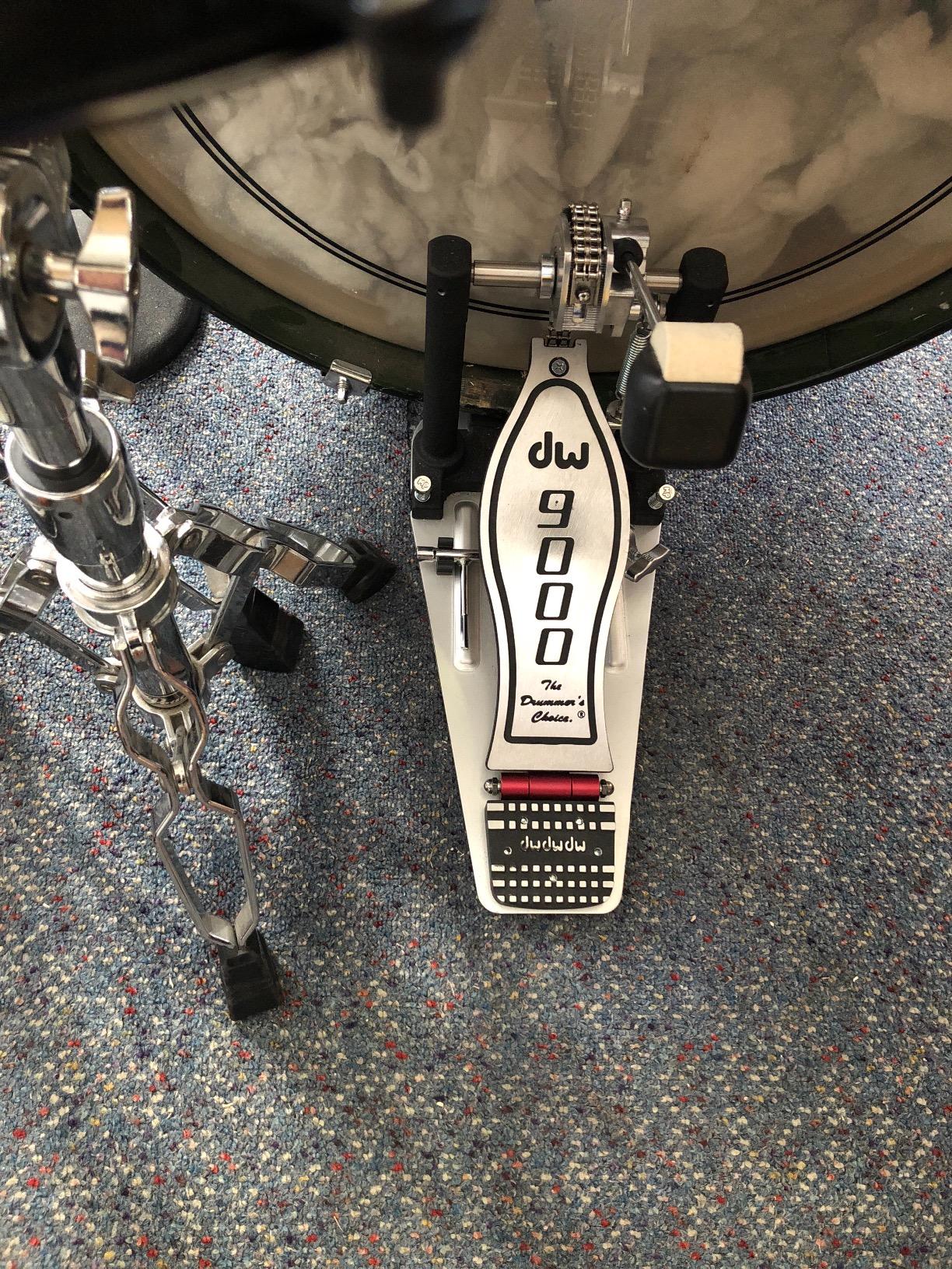 DW 9000 Single Bass Pedal (DWCP9000) customer photo 1