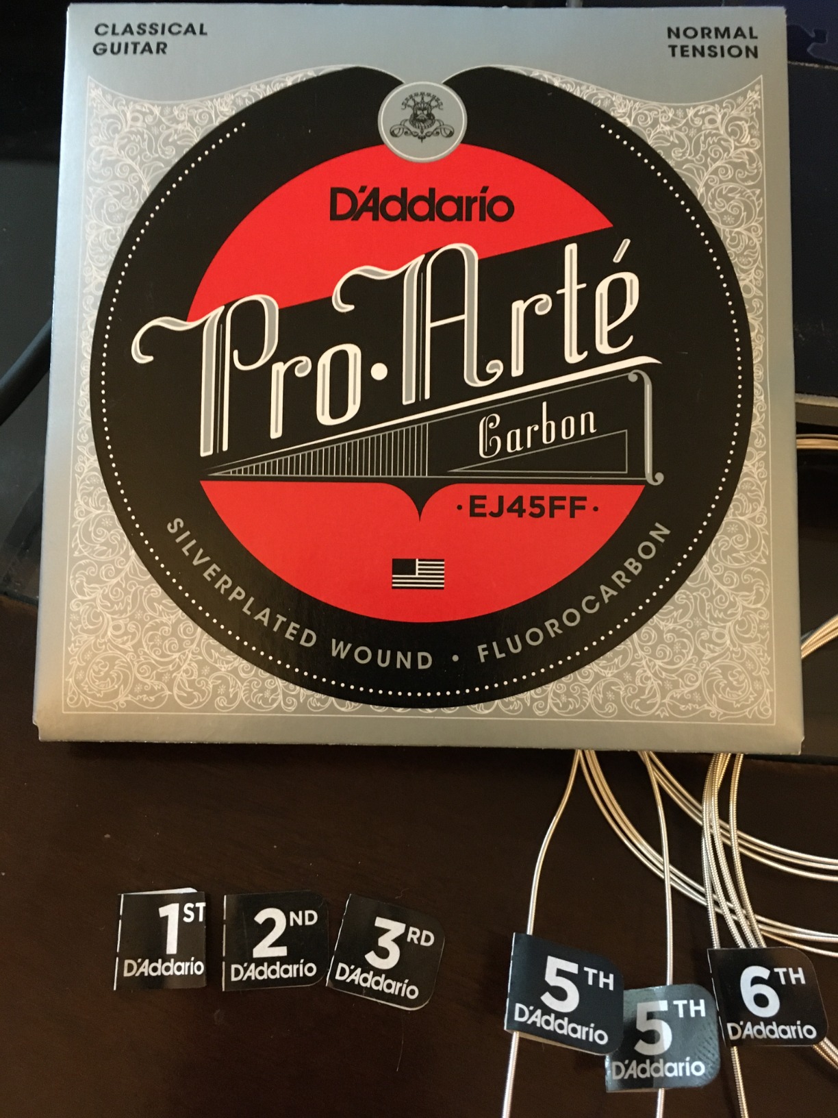 D'Addario Pro-Arte Classical Guitar Strings EJ45FF Carbon Strings - Silver Plated Wrap, Carbon Trebles - Normal Tension customer photo 1