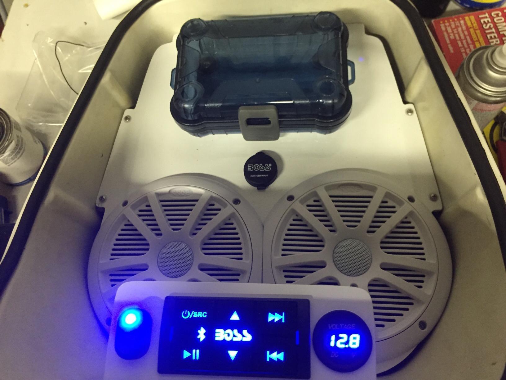 BOSS Audio Systems ASK902B.6 Marine Boat 6.5 inch Speakers and 4 Channel Amplifier Package - 500 High Output, Bluetooth Remote, Waterproof Pouch customer photo 1