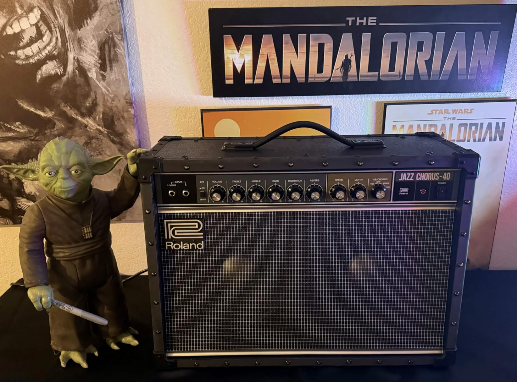 Roland JC-40 Jazz Chorus | Compact Guitar Amp | Iconic JC Clean Tone | Signature Dimensional Space Chorus Effect | Powerful 40-Watt Stereo Amp | Dual 10