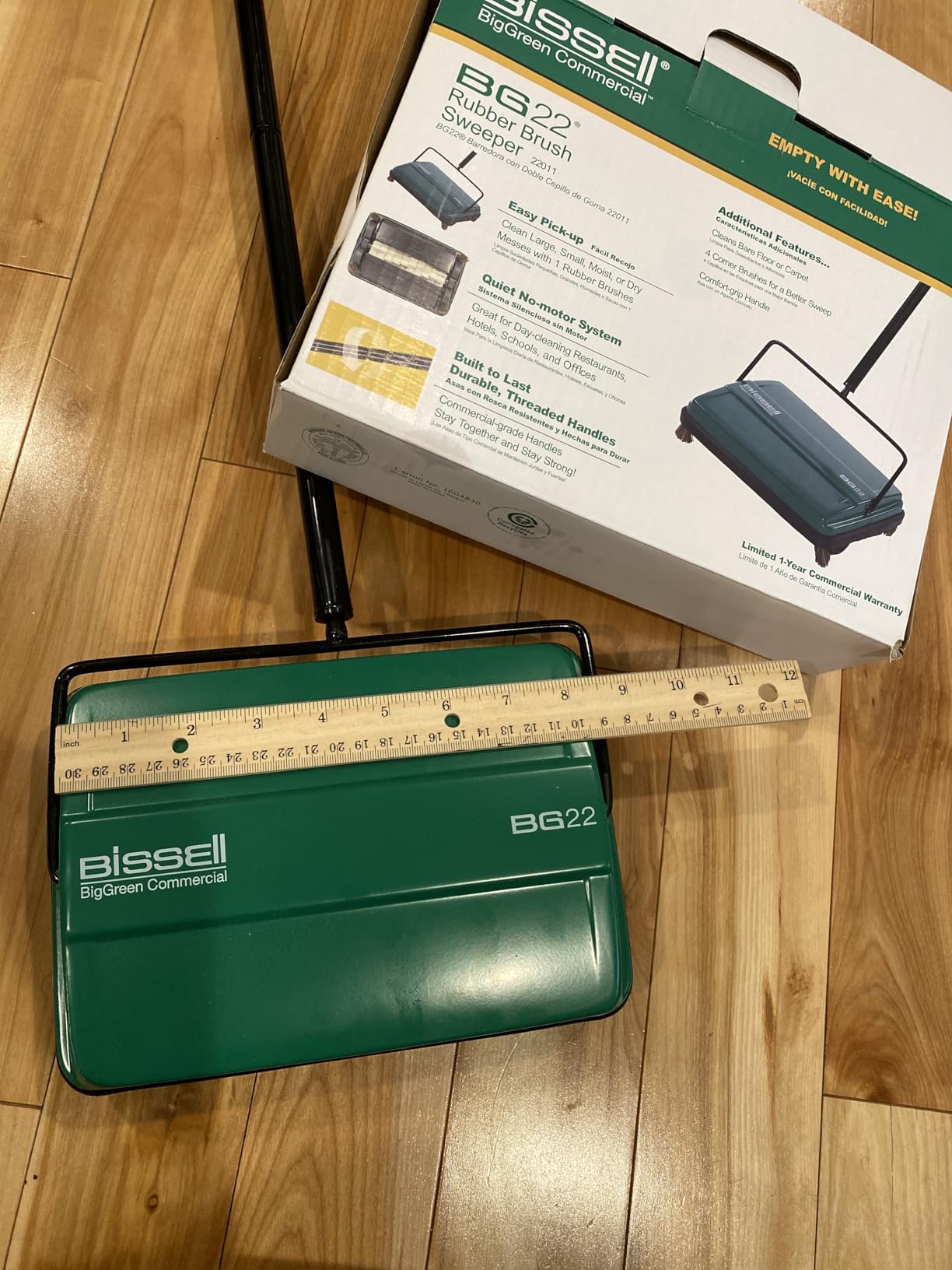 Bissell Commercial BG22 Manual Sweeper, Green customer photo 2