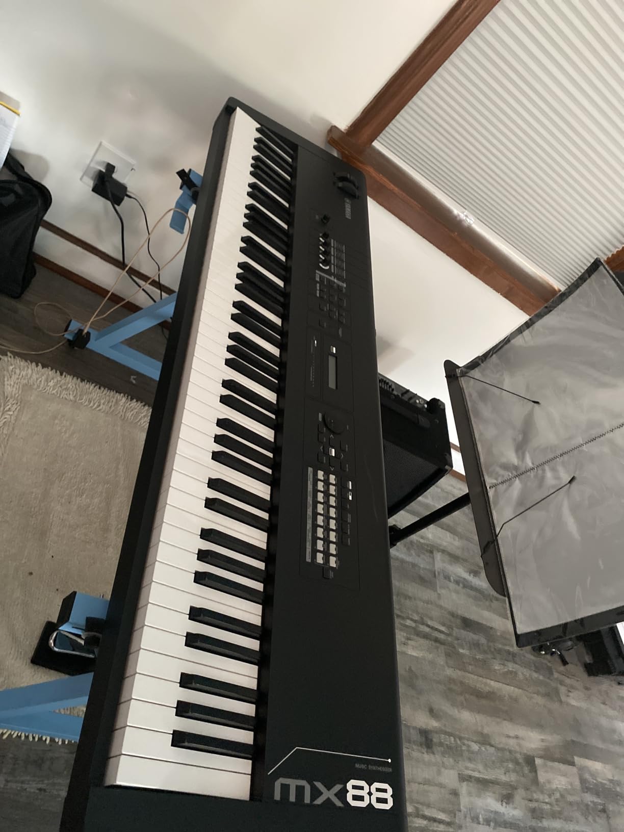 Yamaha MX61BK Music Production Synthesizer, 61-Key, Black customer photo 2