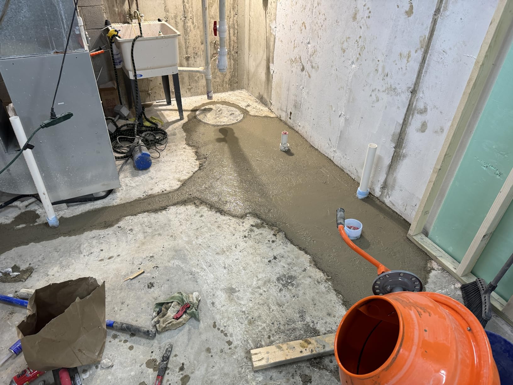 YARDMAX YM0115 4.0 Cu. Ft. Concrete Mixer customer photo 1