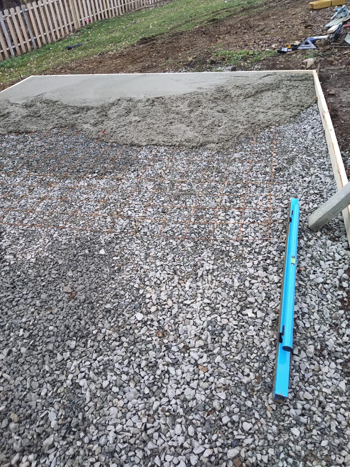 OX Tools Concrete Screed, Pro Series 96 Inch Screed with Level Vial, 8 Ft Concrete Darby, Aluminum Lightweight & Reversable Handle for Cutting and Smoothing Concrete, Powder Coated for Easy Cleanup customer photo 1