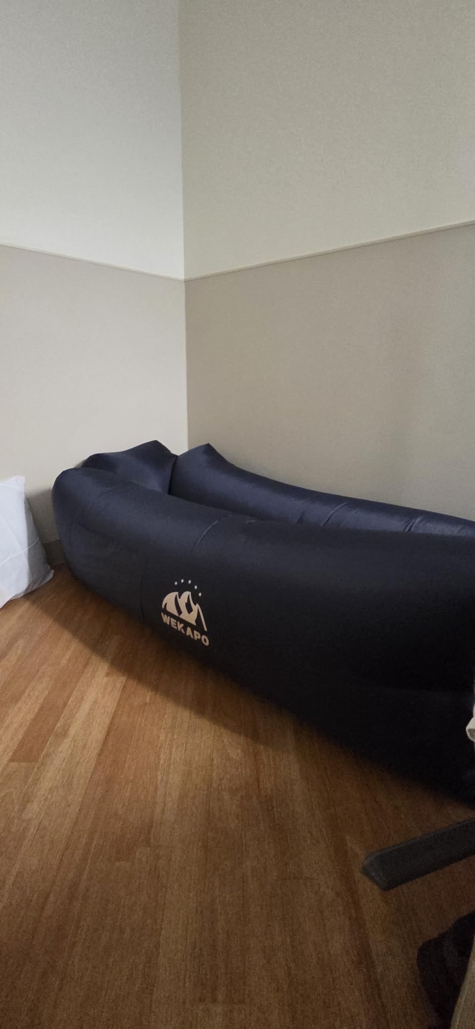 WEKAPO Inflatable Couch Air Lounger Chair - Camping & Beach Accessories, Portable Blow up Sofa for Hiking, Lawn, Indoor/Outdoor Movies & Music Festivals. Lightweight and Easy to Set Up Air Hammock customer photo 1