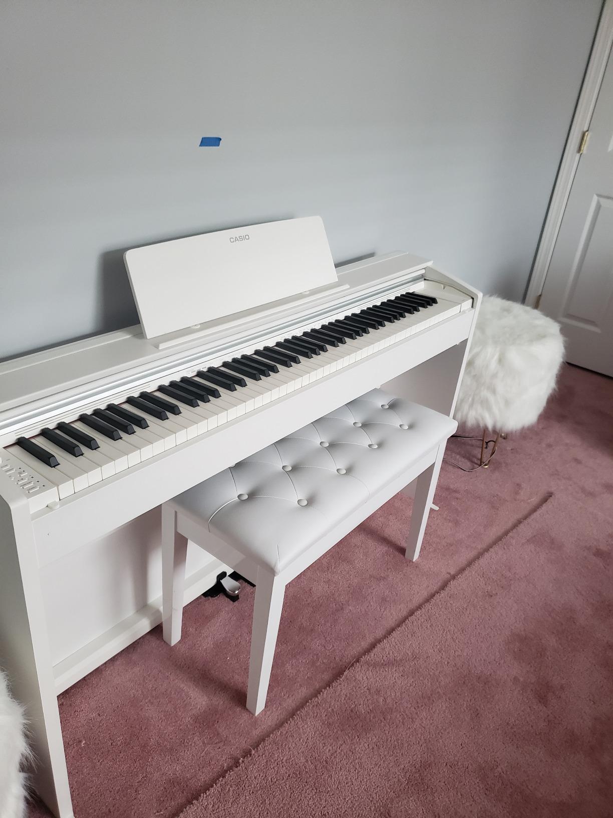 Casio Privia PX-870 - 88-Key Weighted Console Digital Piano | Tri-Sensor II Scaled Hammer Action Keys| Elegant Design | Powerful 40W 4-Speaker Sound, Concert Play, USB-MIDI | White customer photo 2