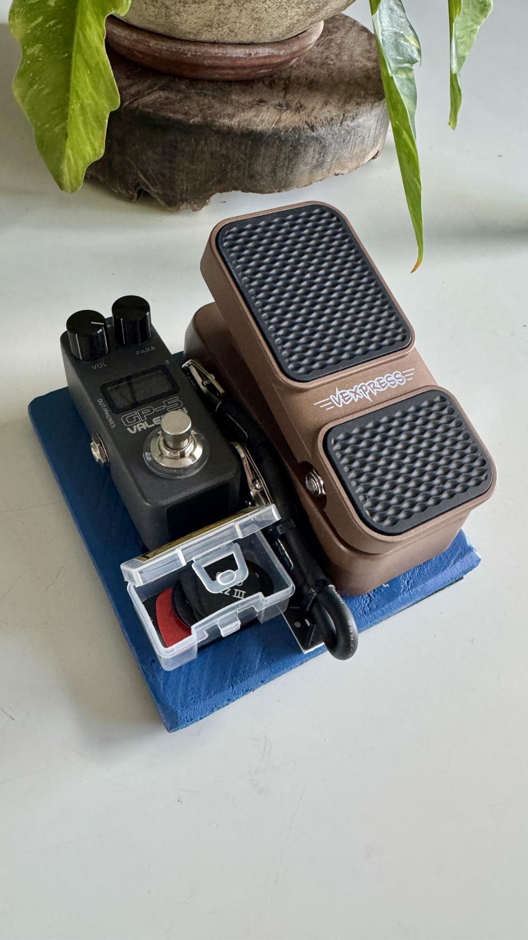 SONICAKE Passive Volume & Expression EXP Pedal, Mini Guitar Volume Pedal - Vexpress customer photo 2