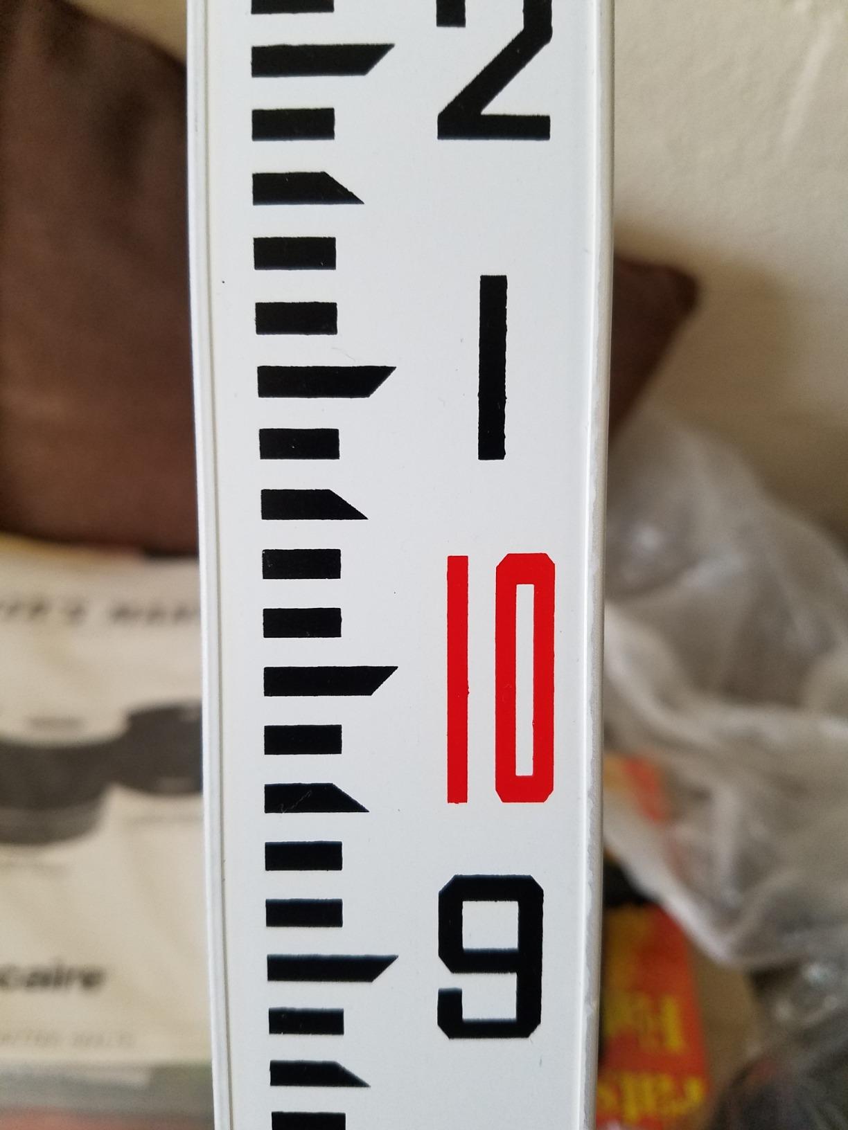 Aluminum Grade Rod - 10ths, With Carrying Case and Rod level (16 Foot) customer photo 1