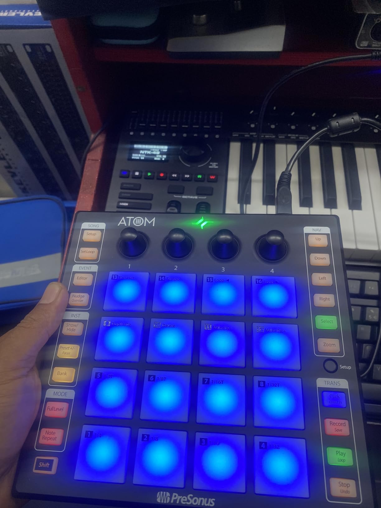 PreSonus ATOM Production and Performance MIDI Pad Controller with Studio One Artist and Ableton Live Lite customer photo 1