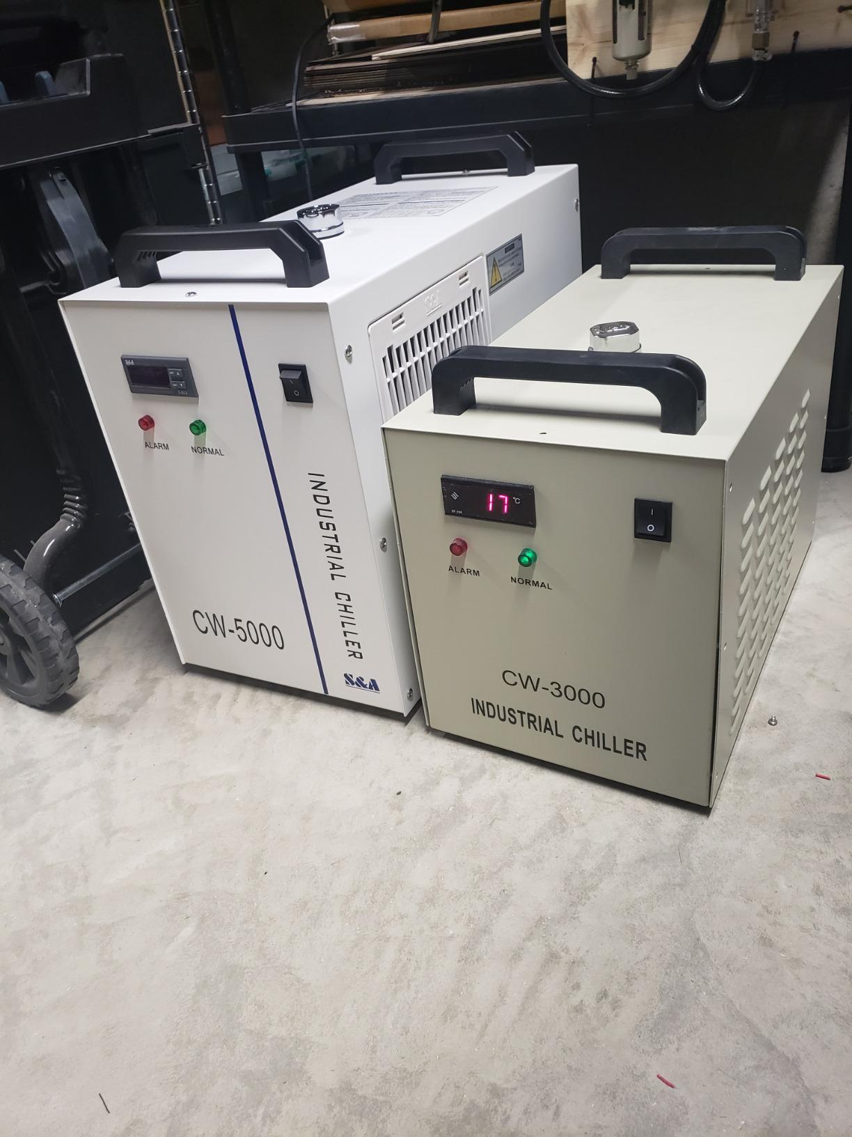 S&A Genuine CW-5000DG Industrial Water Chiller 7L Capacity Cooling Water for 40-100W CO2 Engraving Cutting Machine customer photo 1