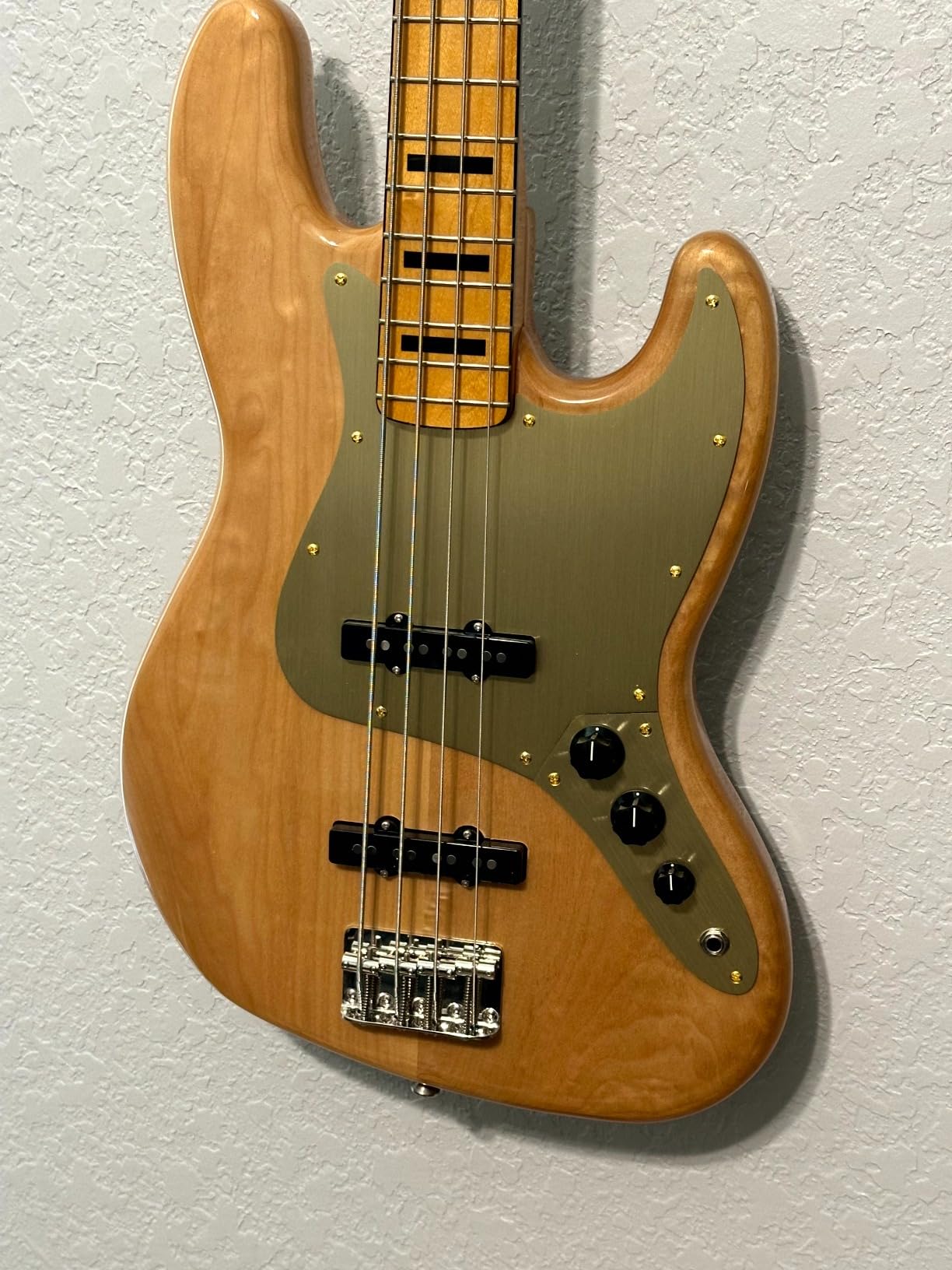 Squier Classic Vibe 70s Jazz Bass, Natural, Maple Fingerboard customer photo 2