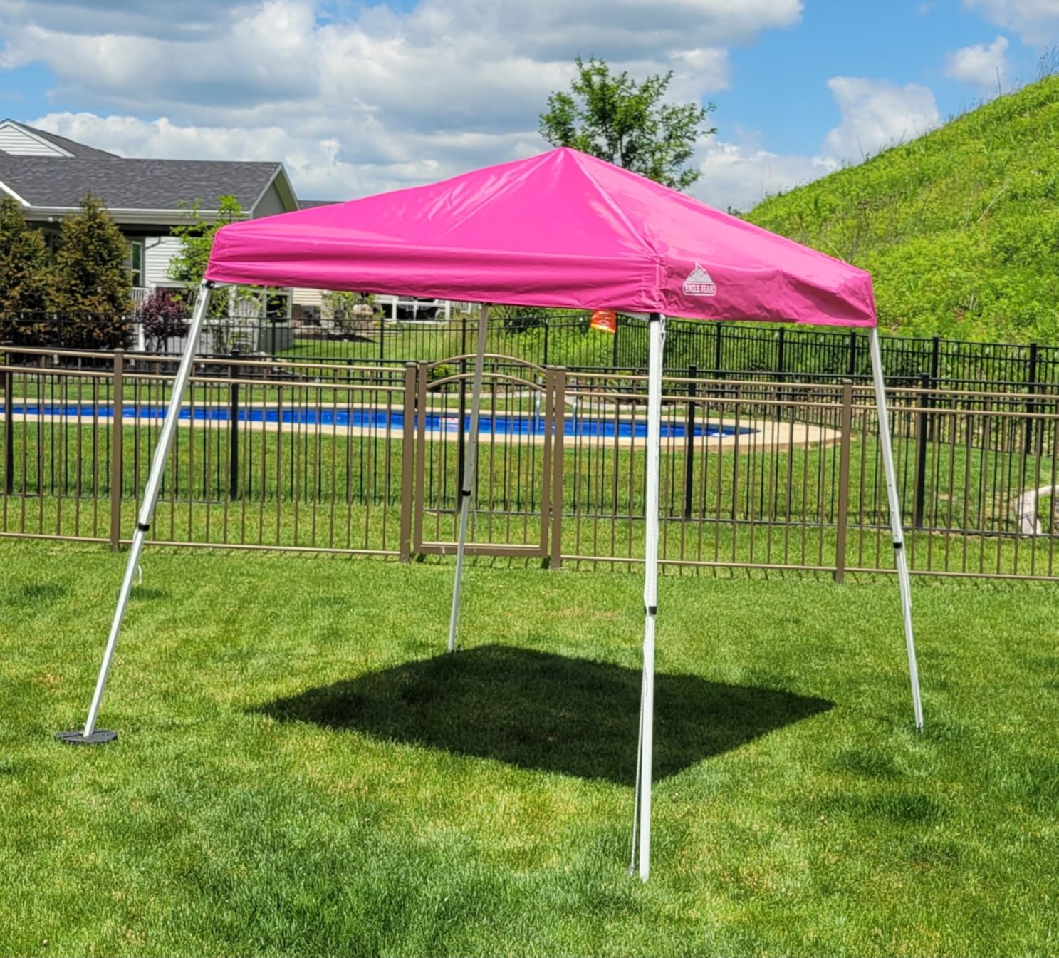 EAGLE PEAK 10x10 Slant Leg Pop-up Canopy Tent Easy One Person Setup Instant Outdoor Beach Canopy Folding Portable Sports Shelter 10x10 Base 8x8 Top (Blue) customer photo 1