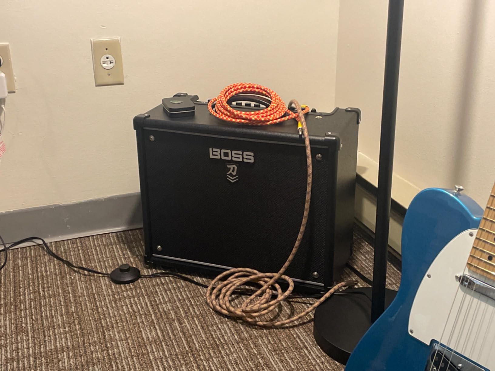 BOSS Katana MkII-50 12-inch Speaker 50-Watt Combo Amp (KTN-50-2) customer photo 2